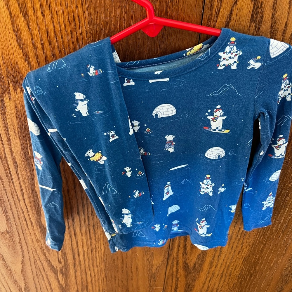 Bellabu Baby GUC polar bear 2 piece set